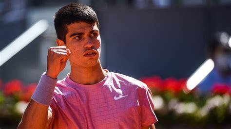 深圳队面临 深圳队面临